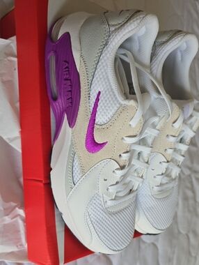 Nike Women’s White and Purple Air Max-Inspired Sneakers